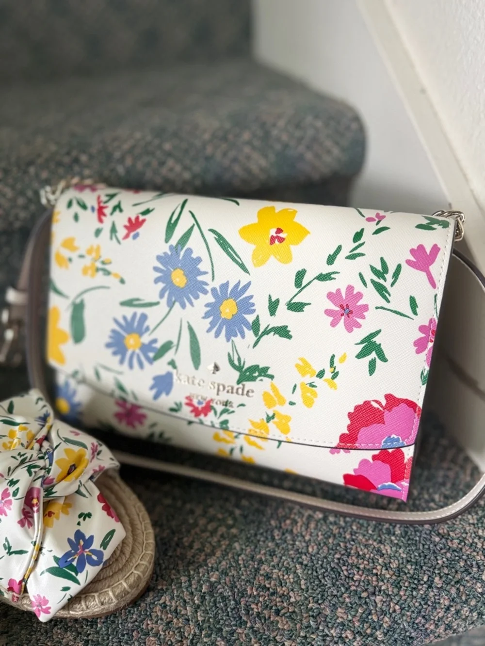 Kate Spade White Floral Crossbody & Matching Slide Sandals 8.5 Mother’s‎ Day